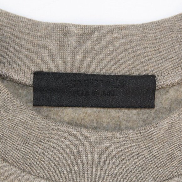 Fear of God Essentials University Print Sweatshirt in Heather Grey Size M - NWT - Picture 4 of 9